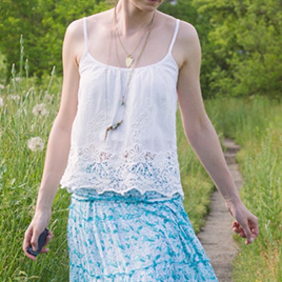 White Lace Tank - Picture 1 of 4